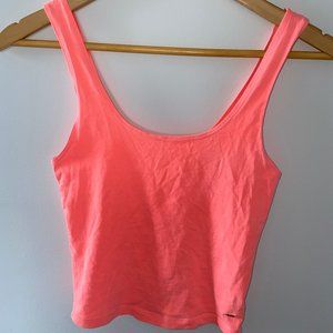 tank top crop top